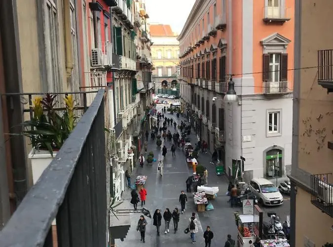 Bed and Breakfast Base Napoli Plebiscito